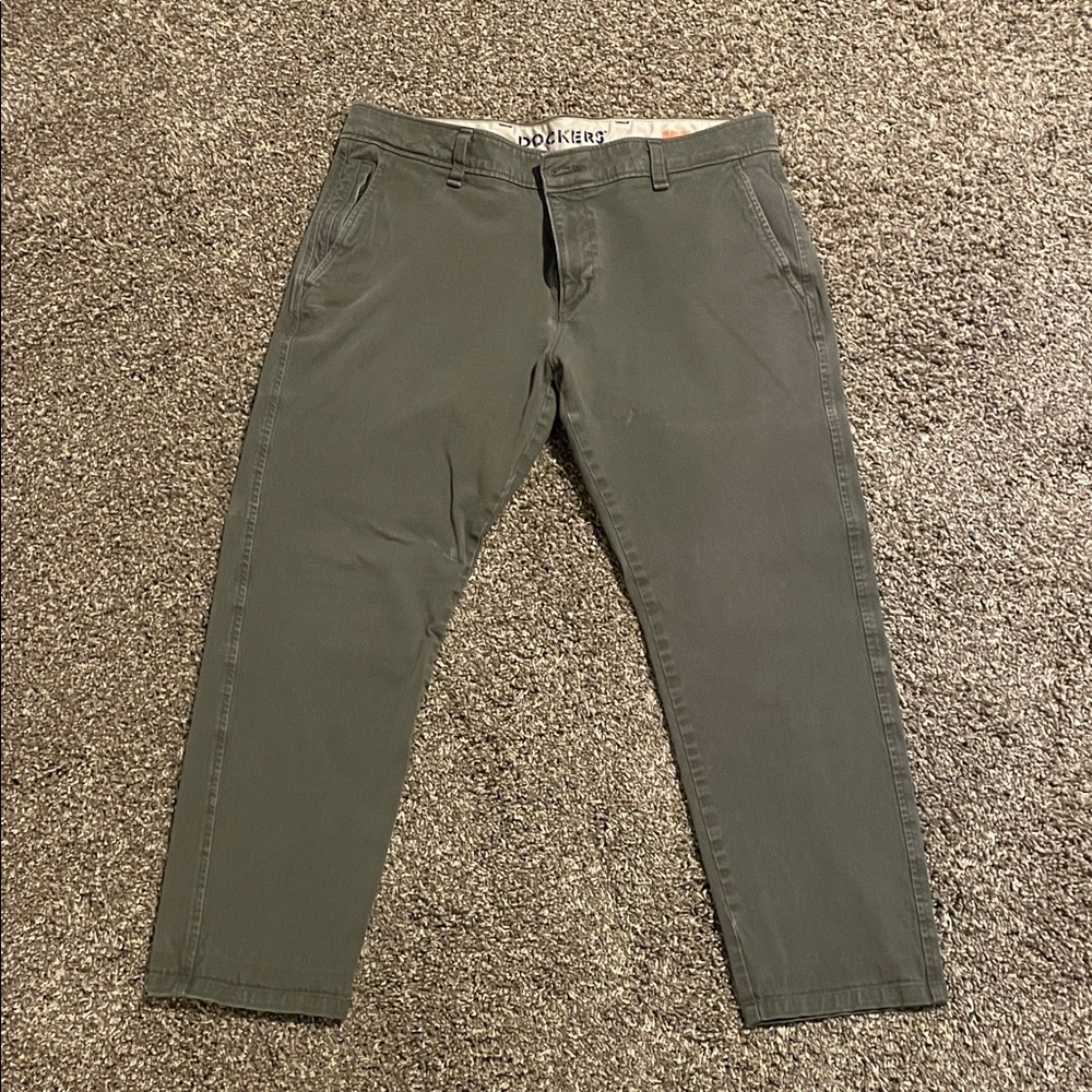Dockers Men's Green Chinos